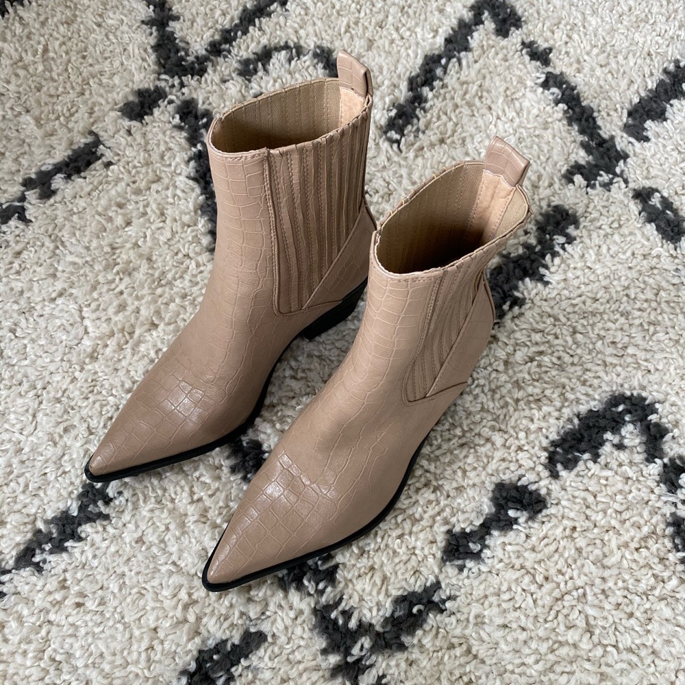 Nasty gal tan boots